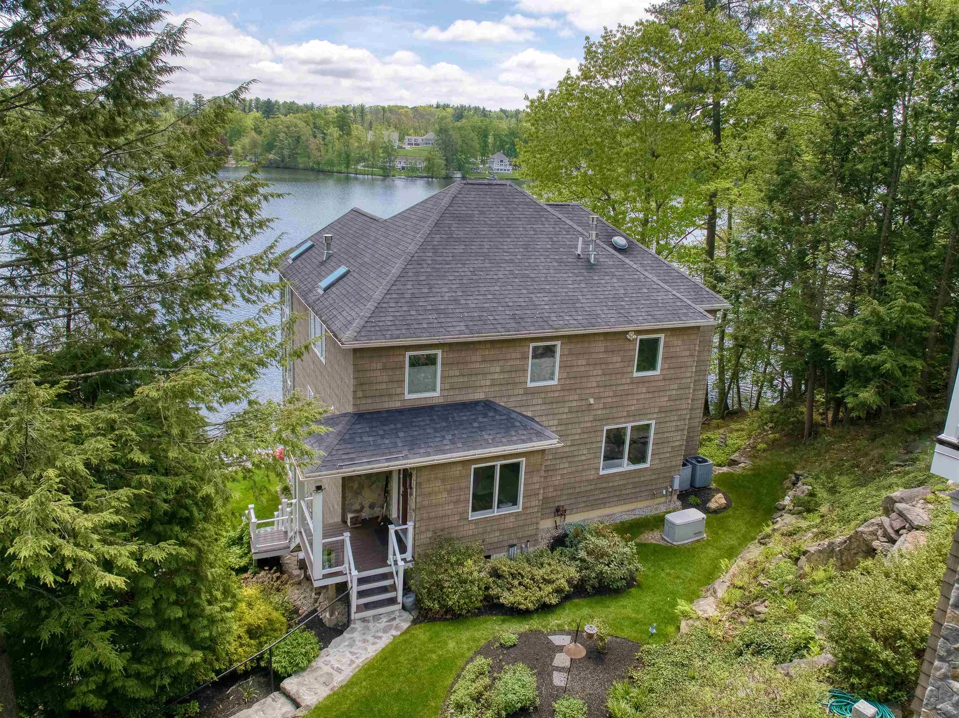25 N Shore Road Windham NH 03087