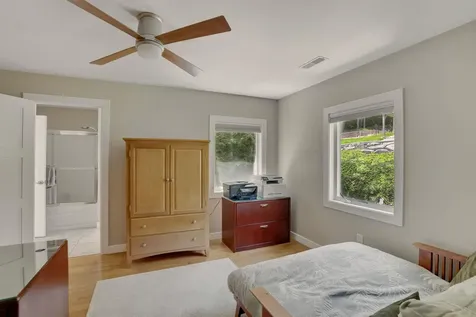 25 N Shore Road Windham NH 03087