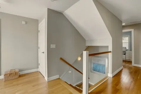 25 N Shore Road Windham NH 03087