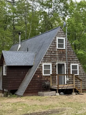 9 Spruce Road Middleton NH 03887