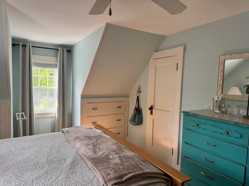 72 Worcester Avenue Hartford VT 05001