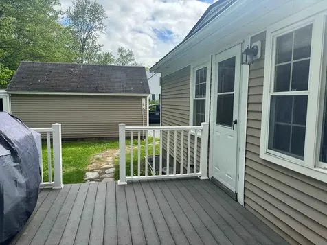 72 Worcester Avenue Hartford VT 05001