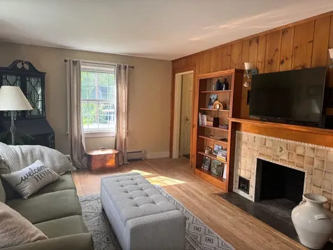 72 Worcester Avenue Hartford VT 05001
