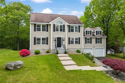 27 Cambridge Drive Merrimack NH 03054