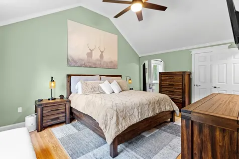 27 Cambridge Drive Merrimack NH 03054