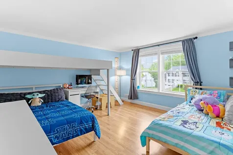 27 Cambridge Drive Merrimack NH 03054