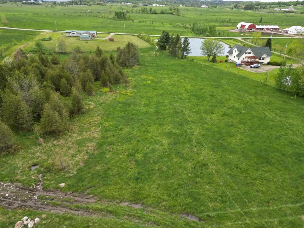 Tetreault Road Newport Town VT 05857