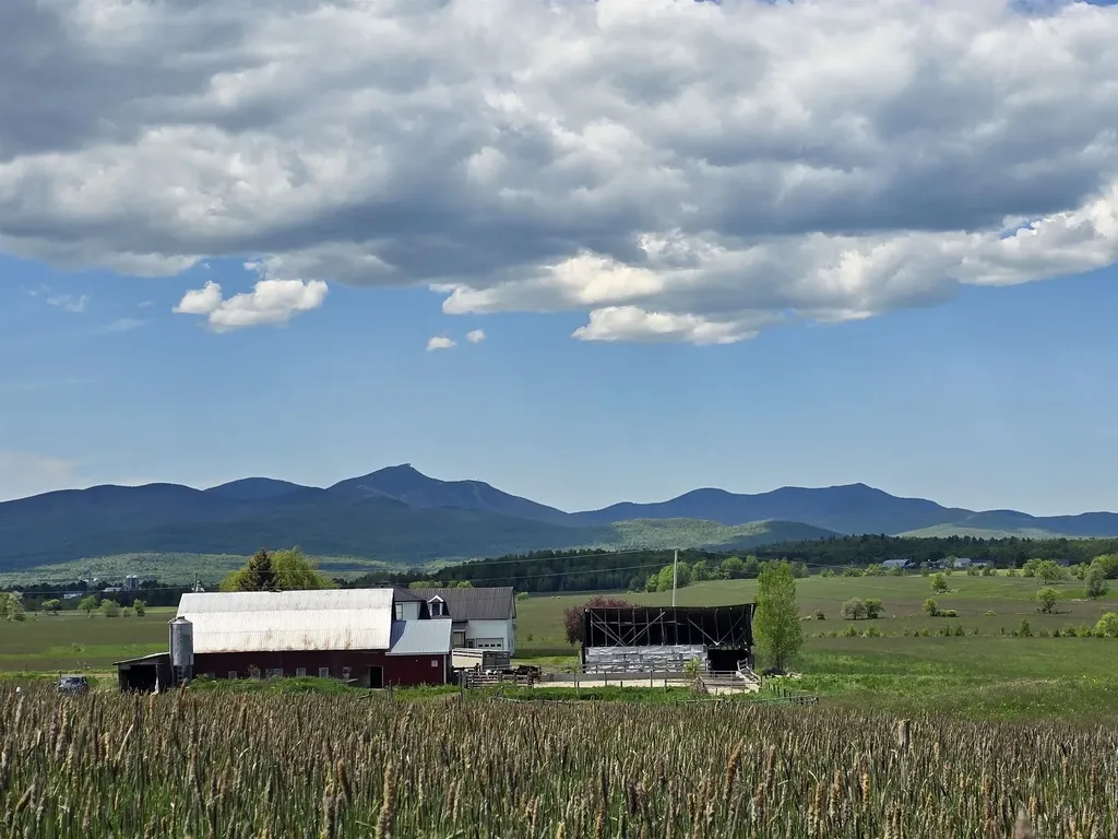 Tetreault Road Newport Town VT 05857