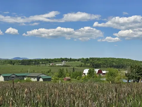 Tetreault Road Newport Town VT 05857