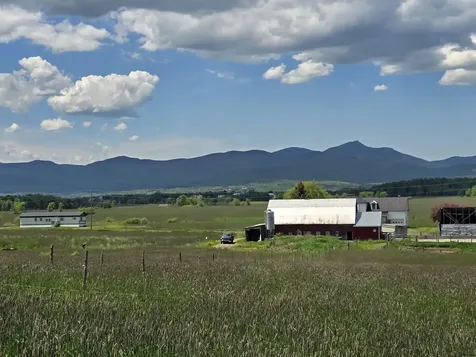 Tetreault Road Newport Town VT 05857