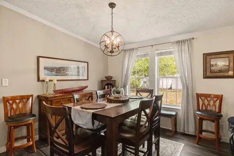 7 Welch Lane Raymond NH 03077