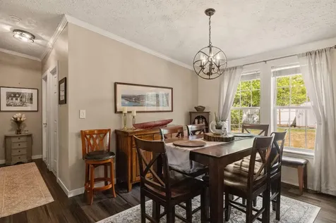 7 Welch Lane Raymond NH 03077