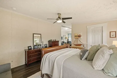 7 Welch Lane Raymond NH 03077