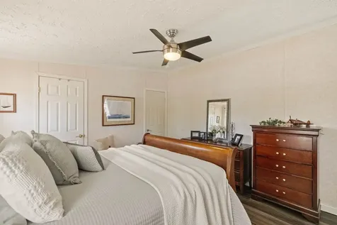 7 Welch Lane Raymond NH 03077