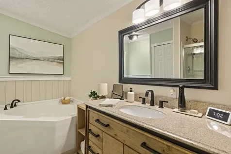 7 Welch Lane Raymond NH 03077