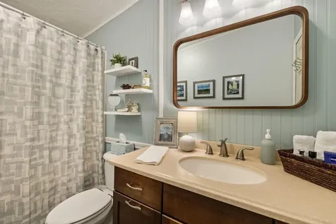 7 Welch Lane Raymond NH 03077