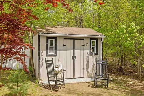 7 Welch Lane Raymond NH 03077