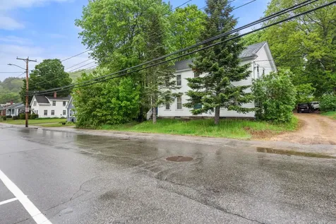84 North Main Street Bristol NH 03222