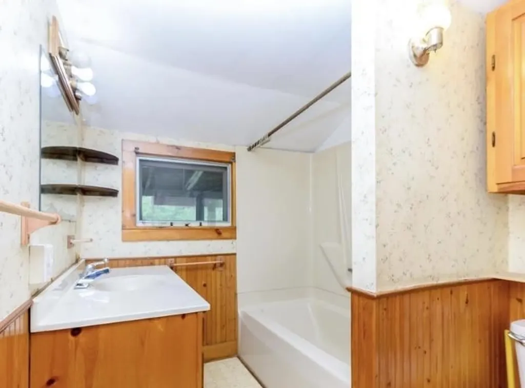 1763 Pucker Street Stowe VT 05672