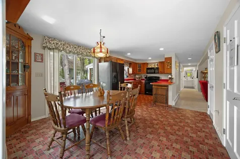 6 Mohawk Street Hampton NH 03842