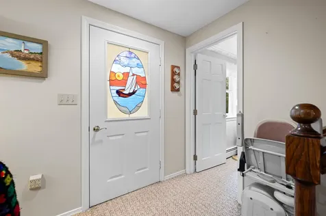 6 Mohawk Street Hampton NH 03842
