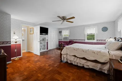 6 Mohawk Street Hampton NH 03842