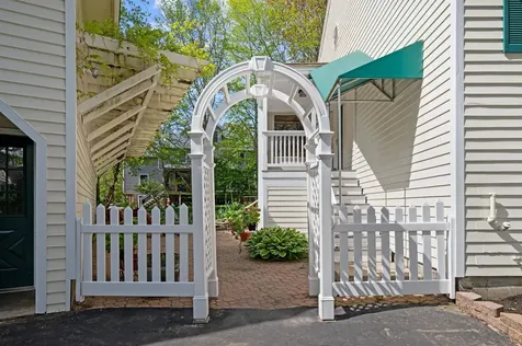 6 Mohawk Street Hampton NH 03842