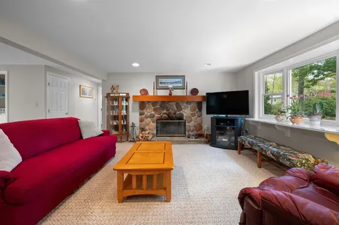 6 Mohawk Street Hampton NH 03842