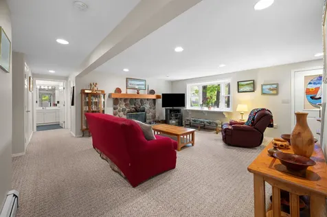 6 Mohawk Street Hampton NH 03842