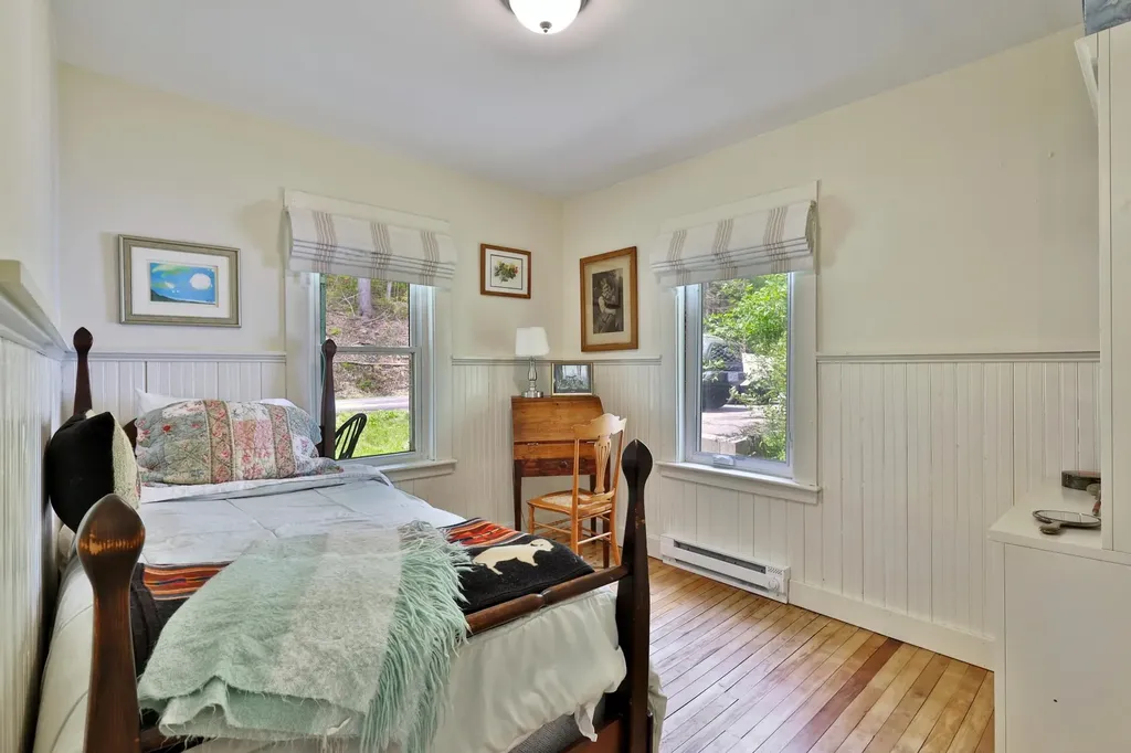 93 Litchfield Street Springfield VT 05156