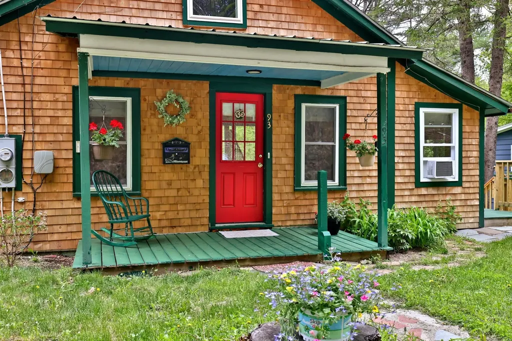 93 Litchfield Street Springfield VT 05156