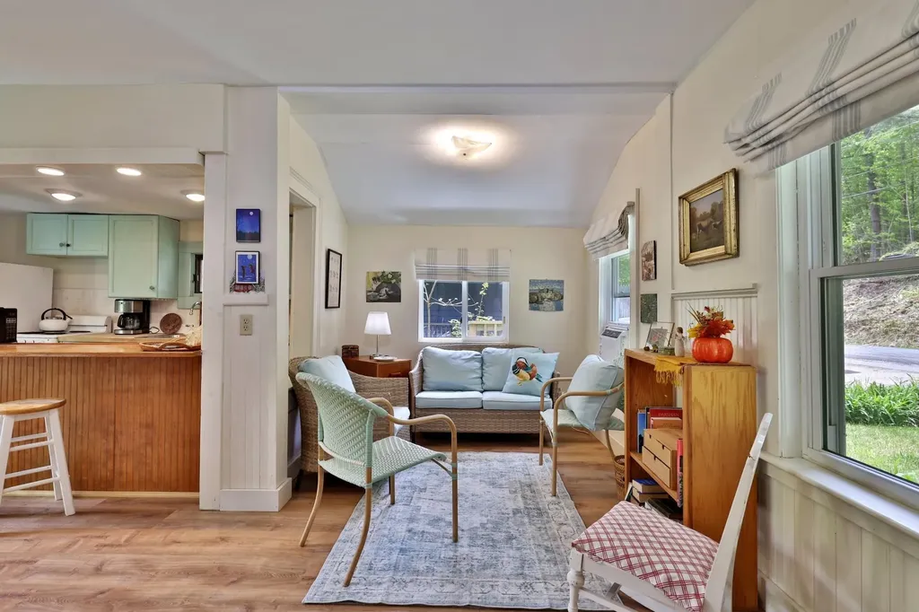 93 Litchfield Street Springfield VT 05156