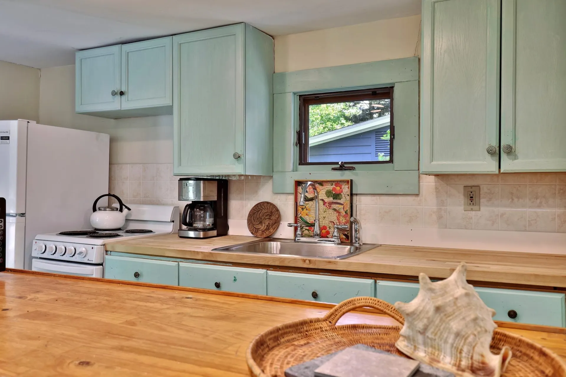 93 Litchfield Street Springfield VT 05156