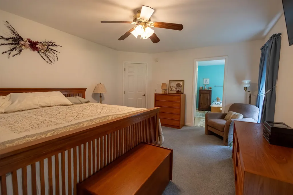 334 Silver Pine Lane Tamworth NH 03886