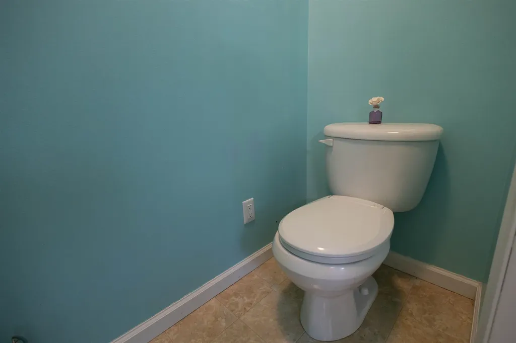 334 Silver Pine Lane Tamworth NH 03886