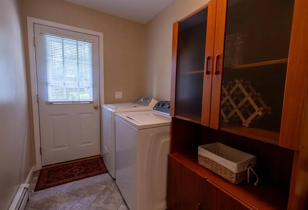 334 Silver Pine Lane Tamworth NH 03886