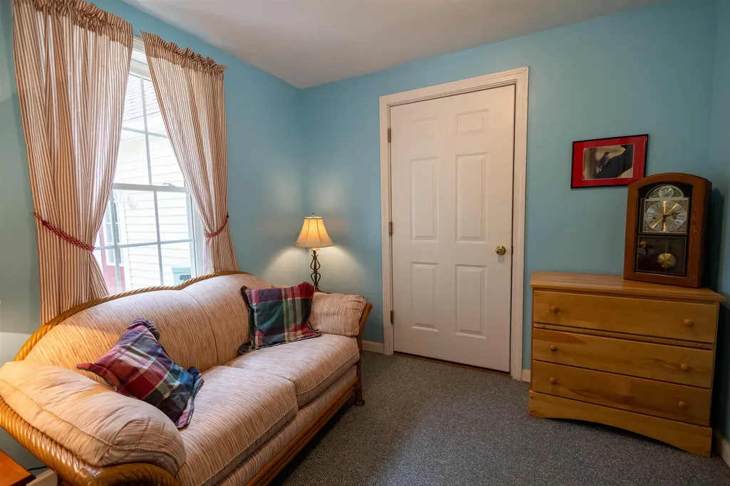 334 Silver Pine Lane Tamworth NH 03886