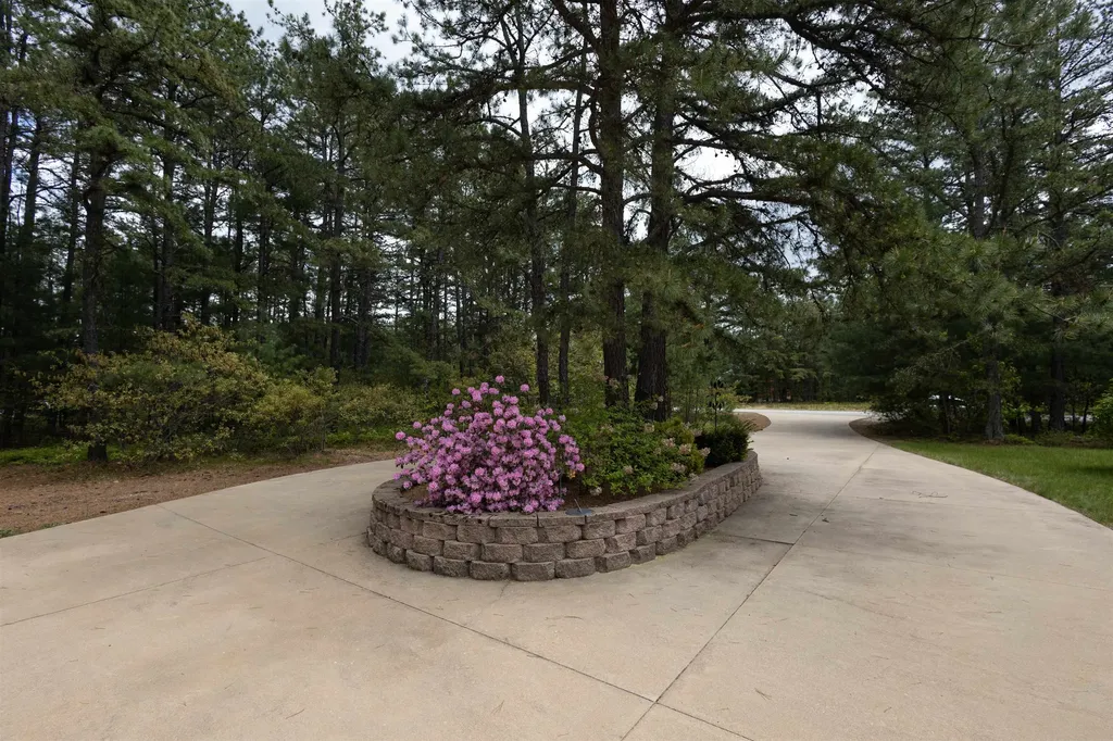 334 Silver Pine Lane Tamworth NH 03886