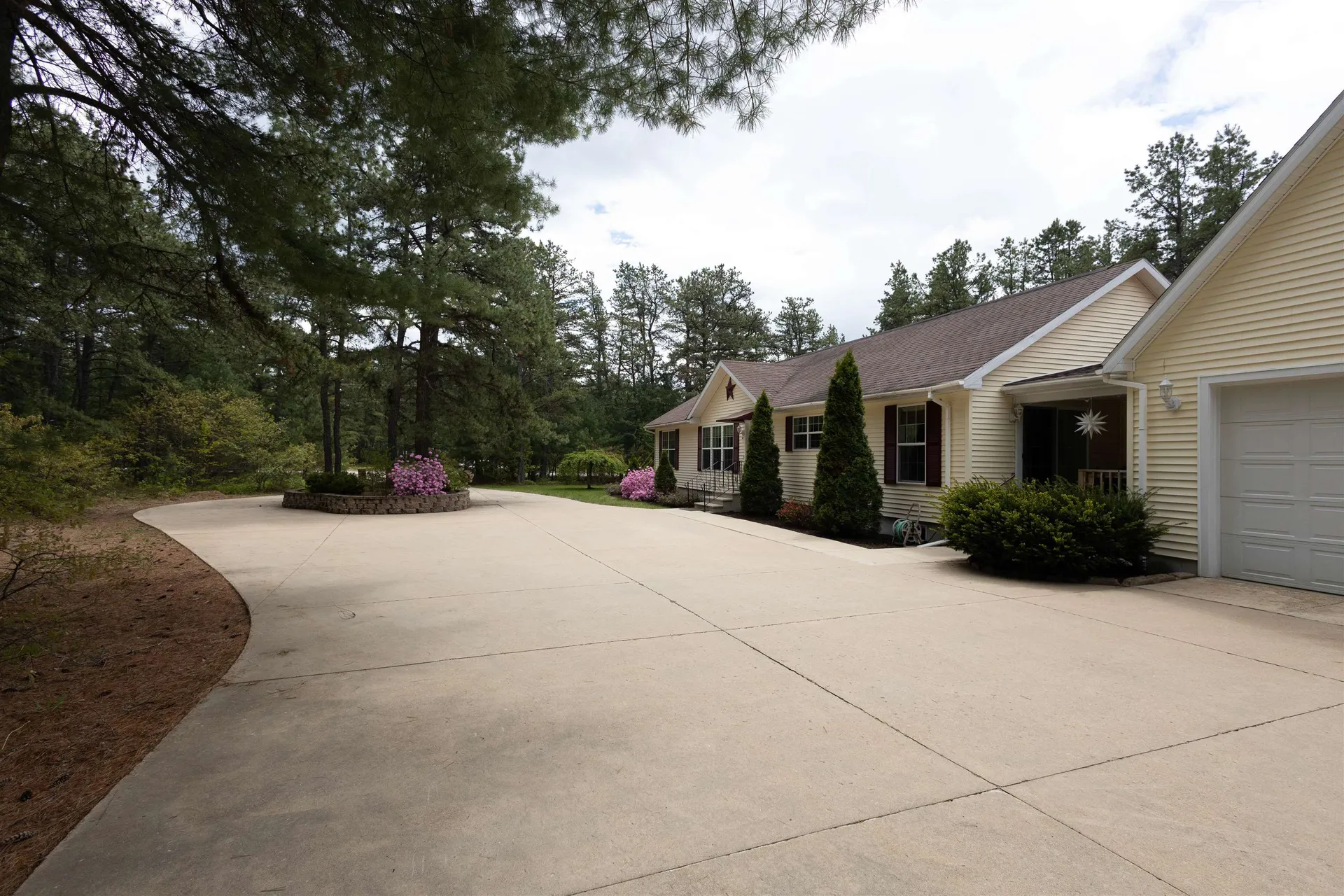 334 Silver Pine Lane Tamworth NH 03886