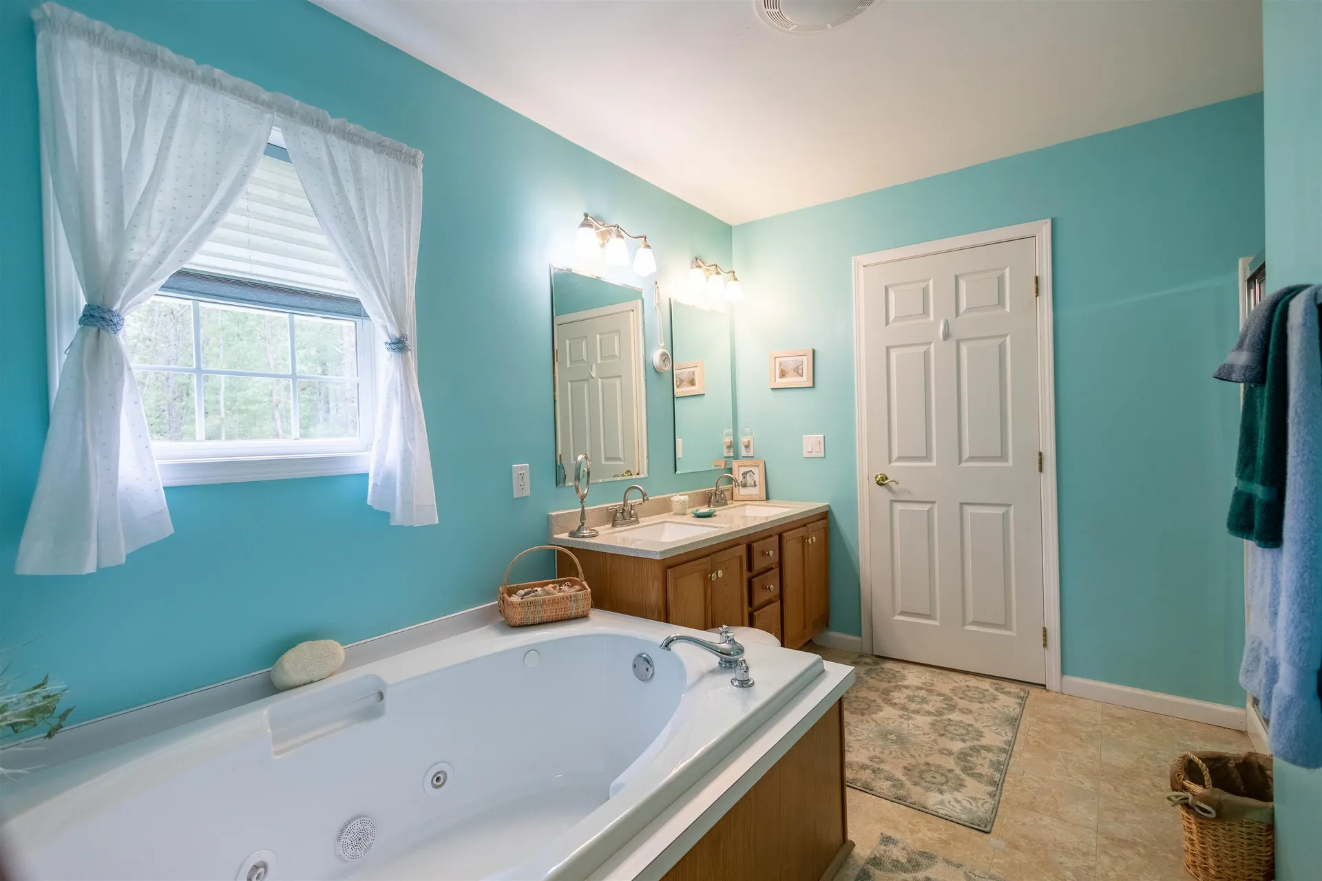 334 Silver Pine Lane Tamworth NH 03886