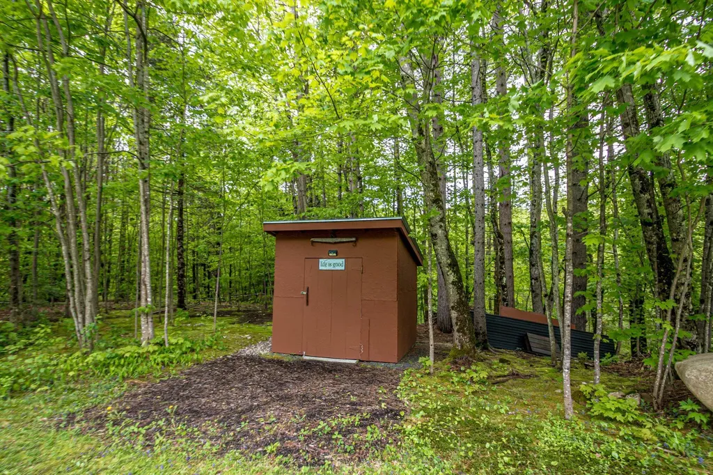 253 Cleveland Hill Road Tamworth NH 03886
