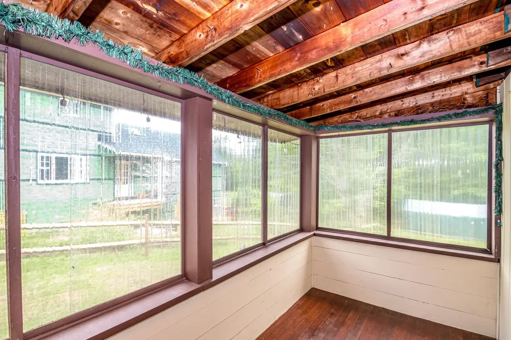 253 Cleveland Hill Road Tamworth NH 03886