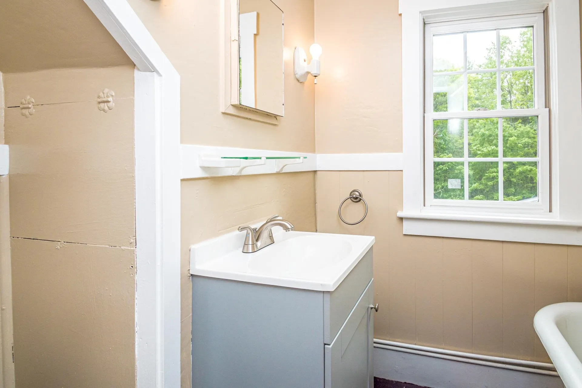 253 Cleveland Hill Road Tamworth NH 03886