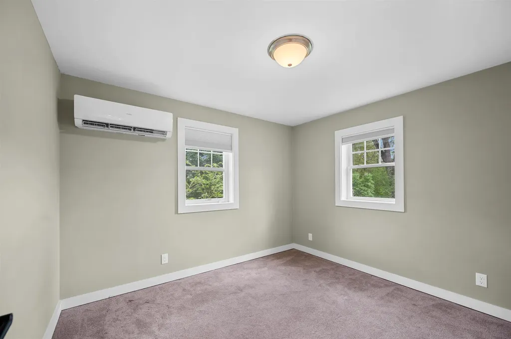 392 Sherwood Drive Montpelier VT 05602