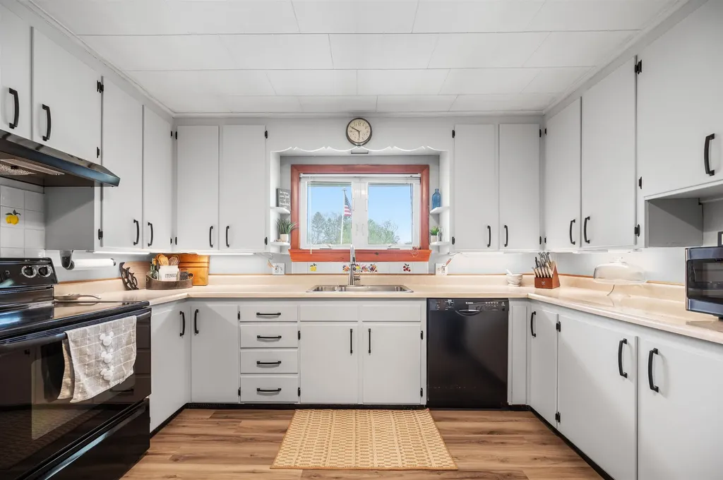 1 Sparrow Drive Barre Town VT 05641