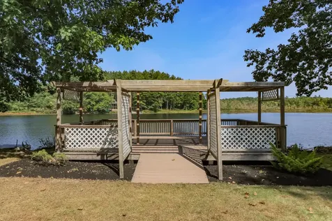 111 Shore Drive Henniker NH 03242