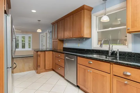 111 Shore Drive Henniker NH 03242