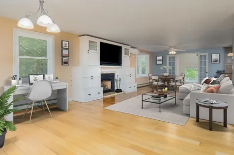 111 Shore Drive Henniker NH 03242