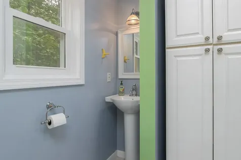 111 Shore Drive Henniker NH 03242