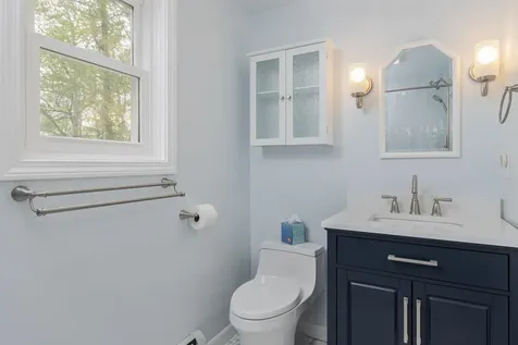 111 Shore Drive Henniker NH 03242
